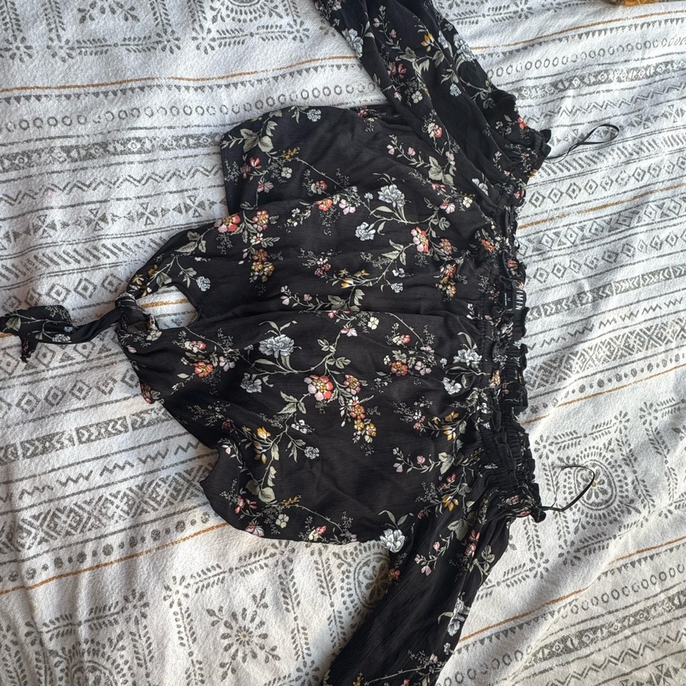 Floral Off-Shoulder Blouse